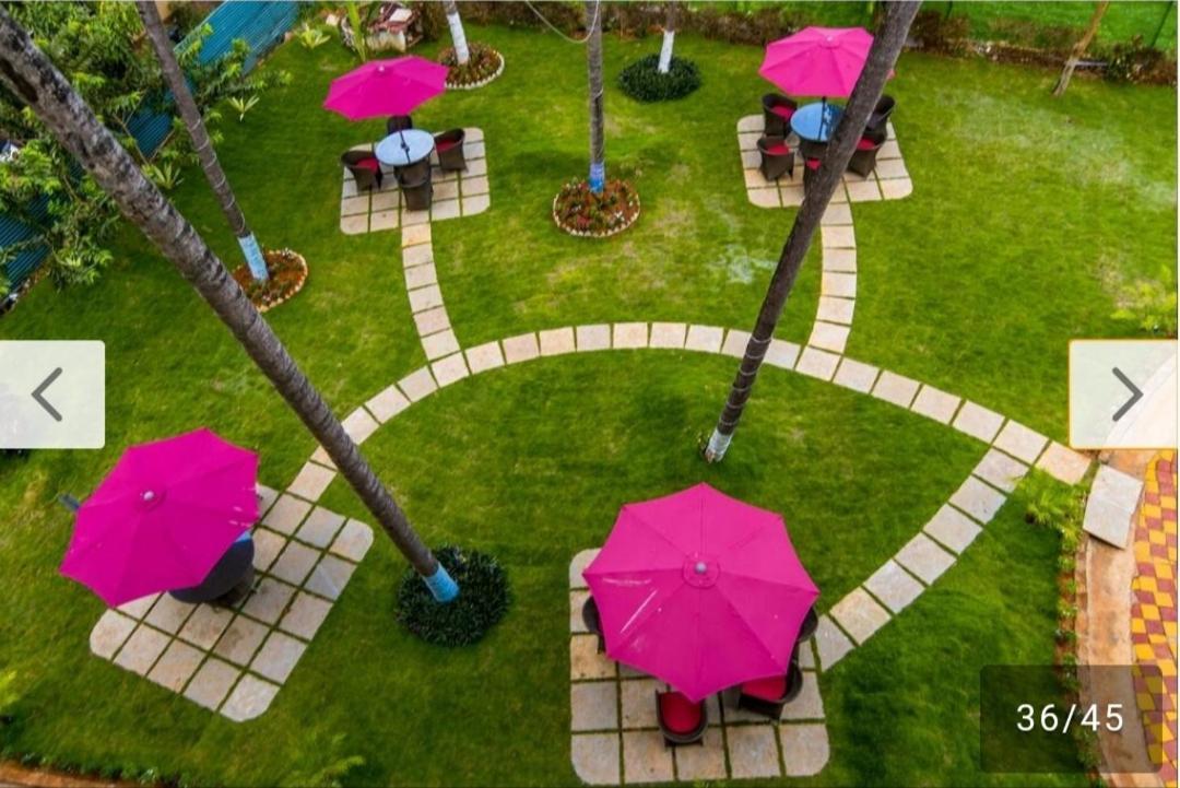Summer Beach Resort, Goa - #Near Baga Beach #Swimming Pool #Garden #Bar #Lift #Premium Rooms #Property Of The Year #70565-84665 Calangute Buitenkant foto
