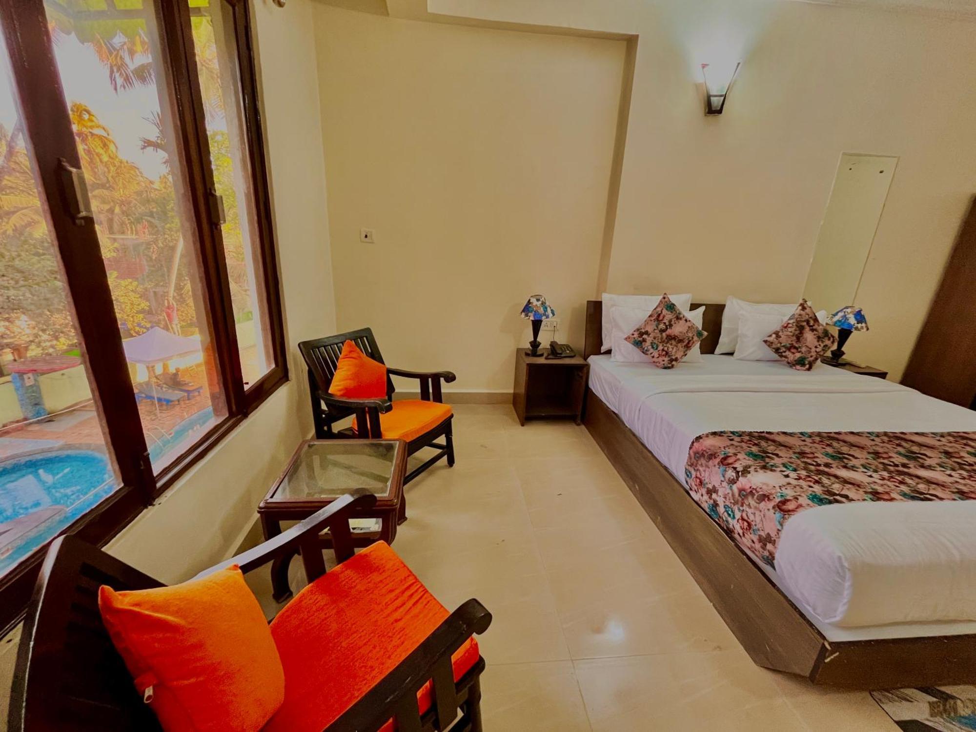 Summer Beach Resort, Goa - #Near Baga Beach #Swimming Pool #Garden #Bar #Lift #Premium Rooms #Property Of The Year #70565-84665 Calangute Buitenkant foto